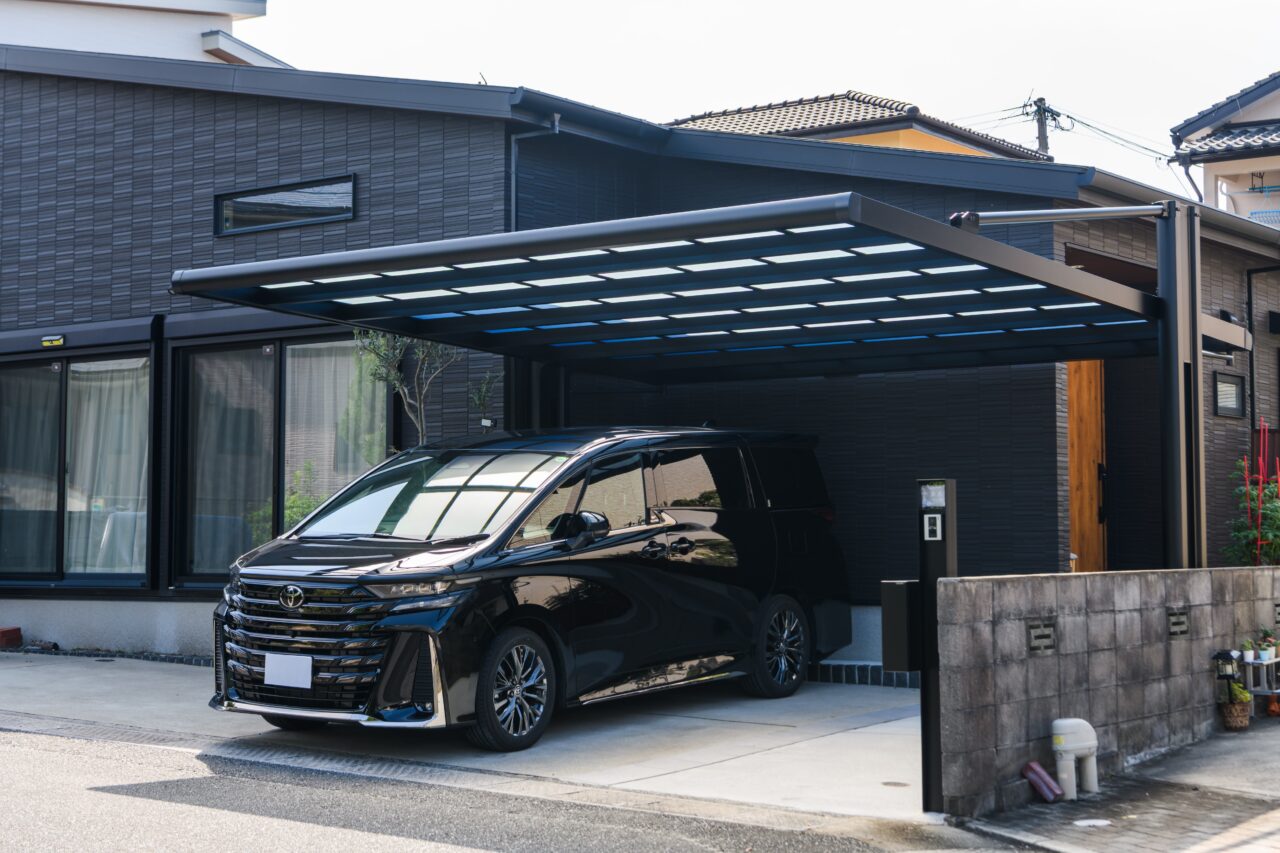 福岡 外構リフォーム 春日市T様邸 後方支持カーポート フォーグワイド 施工後 全景